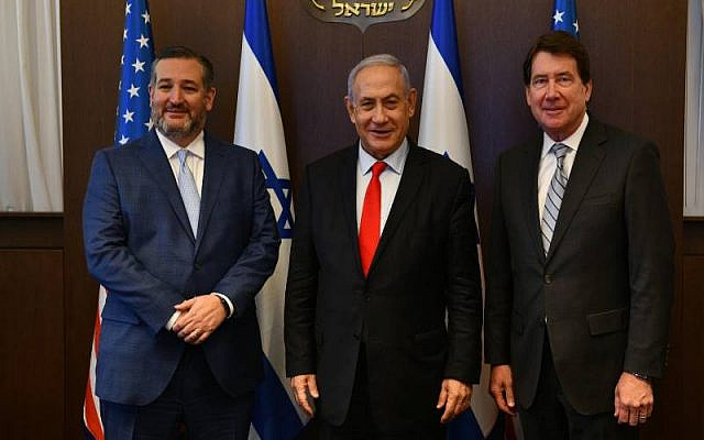 Prime Minister Benjamin Netanyahu meets in Jerusalem with Republican Senator Ted Cruz of Texas (L) and Senator Bill Hagerty on June 1, 2021. (Haim Zach/GPO)