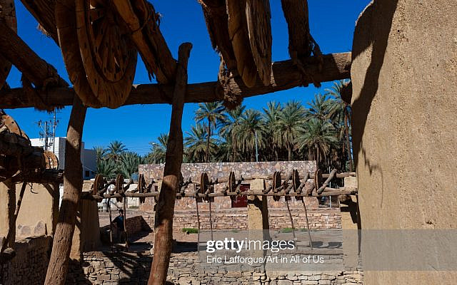 TAYMA, SAUDI ARABIA - JANUARY 24: Wooden wheels in the ancient haddaj well, Tabuk province, Tayma, Saudi Arabia on January 24, 2010 in Tayma, Saudi Arabia. (Photo by Eric Lafforgue/Art In All Of Us/Corbis via Getty Images)