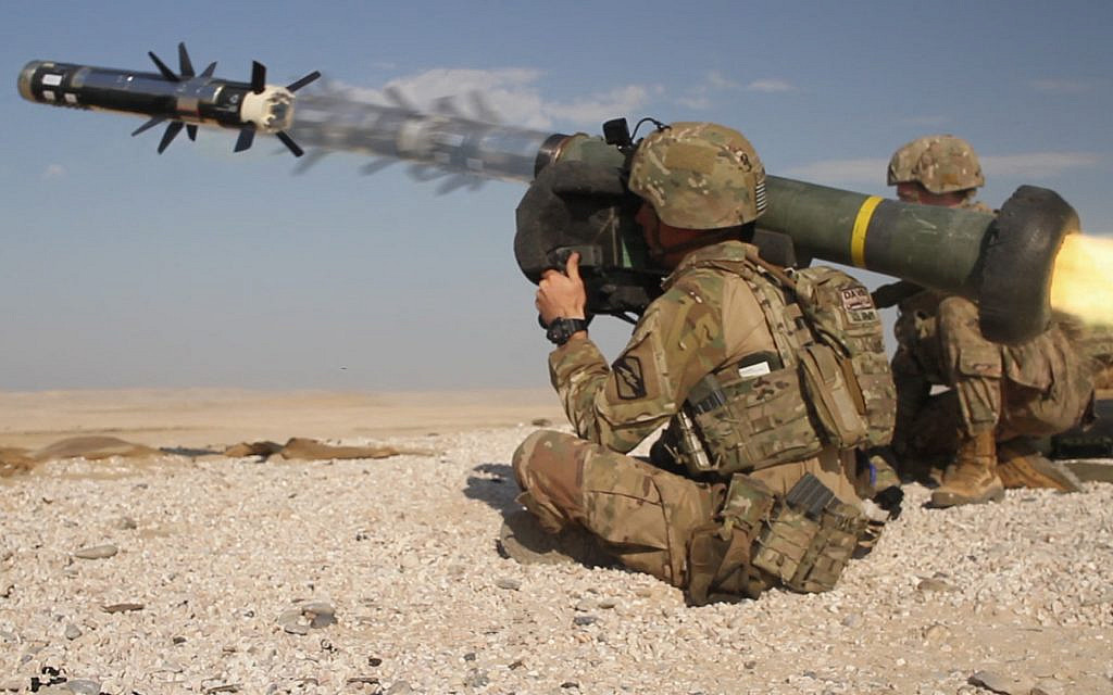 A US Army infantryman fires a Javelin shoulder-fired anti-tank missile during a combined arms live-fire exercise as part at Al-Ghalail Range in Qatar. (US Army National Guard photo illustration by Spc. Jovi Prevot via ABACAPRESS.COM)