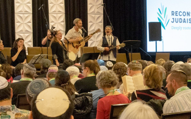 More than 700 people attended Reconstructing Judaism's 2018 convention in Philadelphia. (courtesy)
