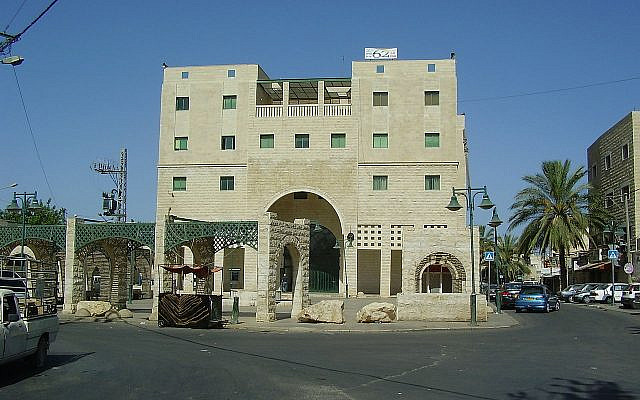 The municipality building and square. (Wikipedia)