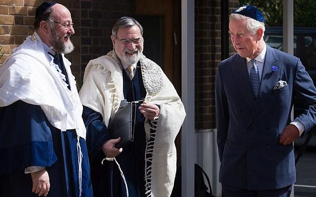 King (then Prince) Charles with Chief Rabbis Lord Jonathan Sacks and Efraim Mirvis, wearing his special Kippa with the Prince of Wales emblem