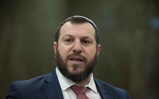 Minister of Heritage Amichai Eliyahu arrives to a government meeting at the Prime Minister's office in Jerusalem, January 29, 2023. (Yonatan Sindel/Flash90)