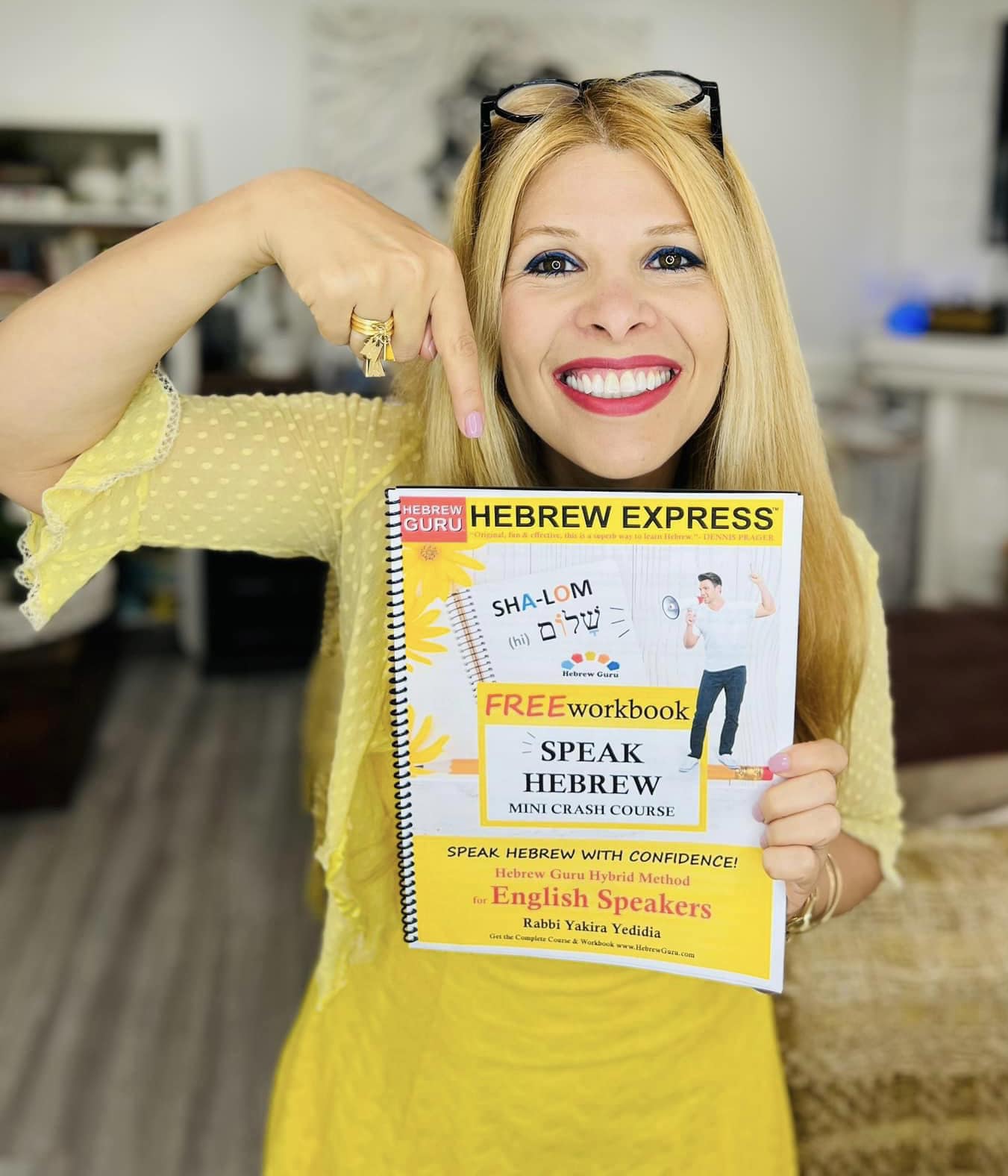 Who doesn't like a 100% FREE GIFT? | Yakira Yedidia - Vimarsana News