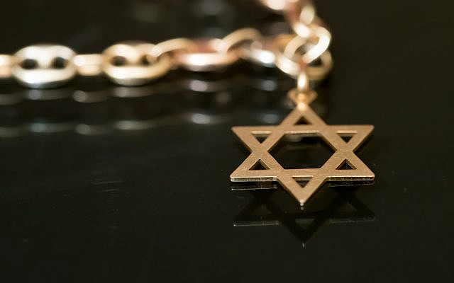 A Star of David gold necklace. (iStock)