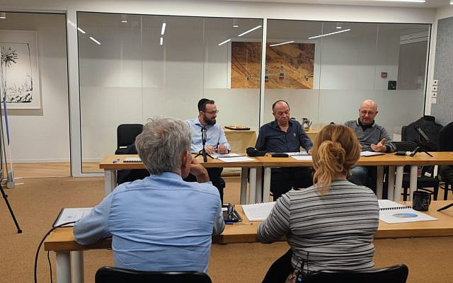 The roundtable of the panel of experts in Tel Aviv (Courtesy : Dor Moriah)