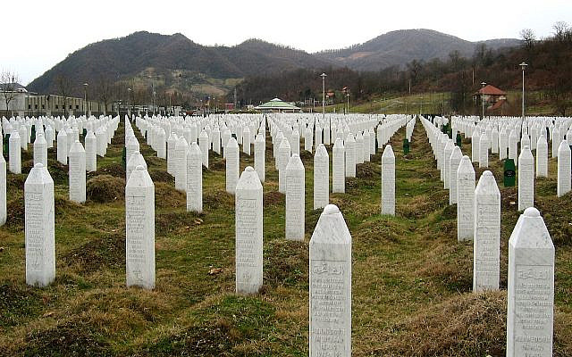 Srebrenica massacre memorial gravestones, at the Potočari genocide memorial. (Michael Büker, own work, CC BY-SA 3.0, Wikipedia)