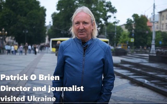 Journalist-Patrick-O-Brien-reporting-on-the-streets-of-Lviv-in-2023