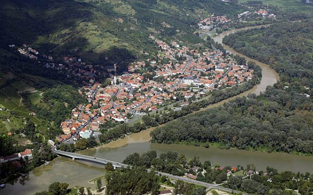 Tokaj, Hungary. (Civertan, CC BY-SA 2.5, via Wikimedia Commons)