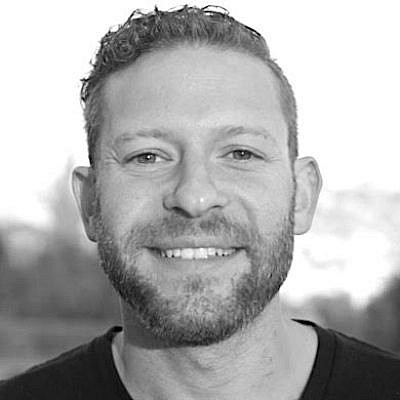 Yitzchok Mayer Malek, at The Blogs - Vimarsana News