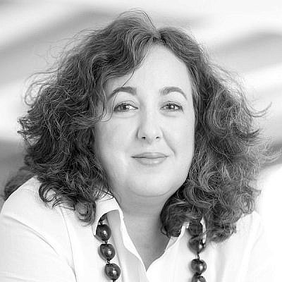 Mindy Ohringer, at The Blogs - Vimarsana News