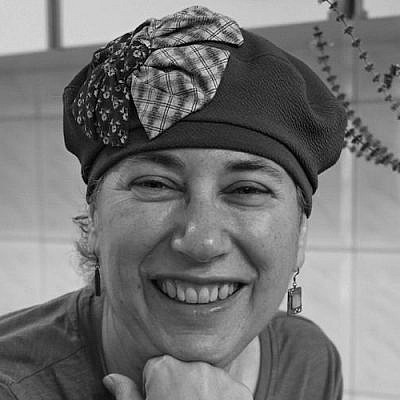 Yael Tamar: A Portrait for Nat'l Women's Day | Miriam Green - Vimarsana News