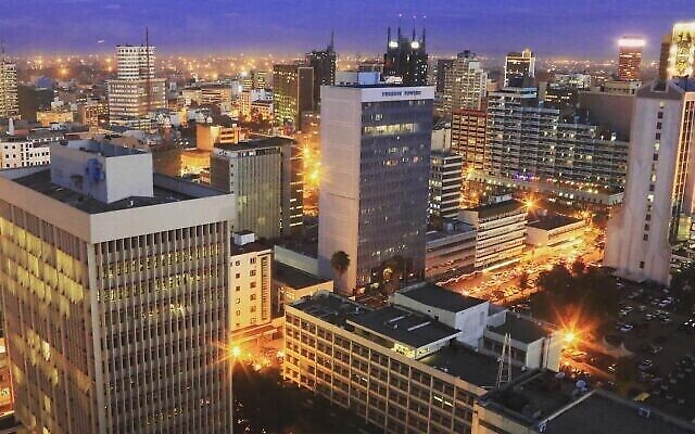 تصویر: دورنمای نایروبی، پایتخت کنیا. (CC BY-SA Africanmodern/Wikimedia Commons)