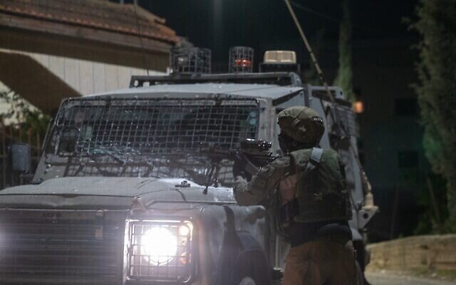 سربازان اسرائیلی در کرانه باختری، سحرگاه ۱۱ دسامبر ۲۰۲۲. (Israel Defense Forces)