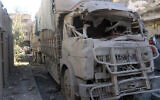 تصویر: در عکسی که سانا، خبرگزاری رسمی سوریه منتشر کرد، کامیونی که در پی انفجار یک ساختمان در دیرالزور، سوریه، در ۸ مارس ۲۰۲۳ آسیب دید، مشاهده می-شود. (SANA via AP)