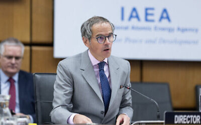 تصویر: رافائل گروسی دبیرکل آژانس بین المللی انرژی اتمی (IAEA) در شورای حکام IAEA در مقر آژانس در وین، اتریش، ۱۱ آوریل ۲۰۲۴. (Joe Klamar/AFP)