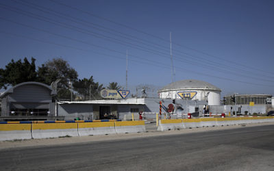 The entrance to the Paz Refinery in the Port city of Ashdod, Saturday, Jan. 26, 2013 (photo credit: Tsafrir Abayov/Flash90)