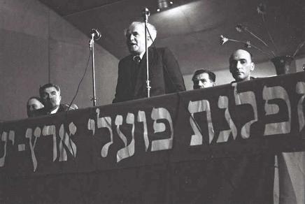 David Ben-Gurion campaigning for Mapai before the 1949 elections (Photo: Hugo Mendelson, GPO)