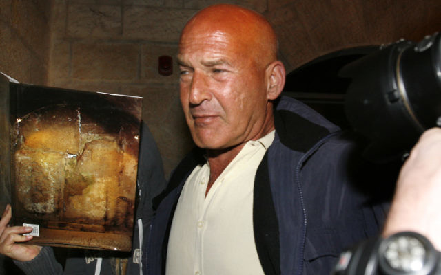 Rafi Refaeli, le père de la mannequin israélienne Bar Refaeli, en 2007. (Crédit : Michal Fattal/Flash90)