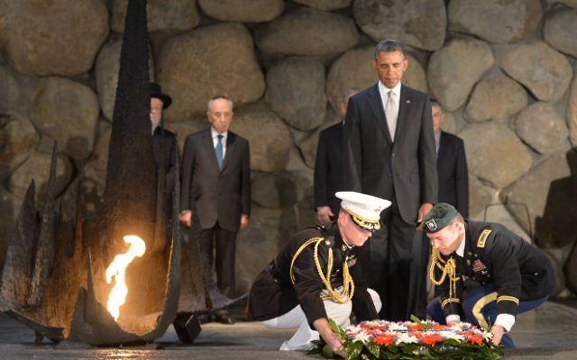 Le président Obama à Yad Vashem, le 22 mars 2013. (Crédit: Amos Ben Gershom/GPO/Flash90)