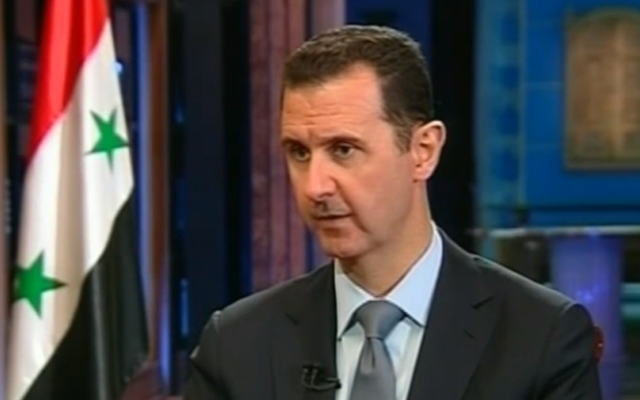 Le président syrien Bashar al-Assad lors d'une interview à Damas (Crédit : capture d'écran Foxnews)