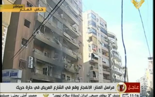 Une explosion dans le quartier Haret Hreik à Beyrouth (Crédit : capture d’écran d'Al-Manar TV)