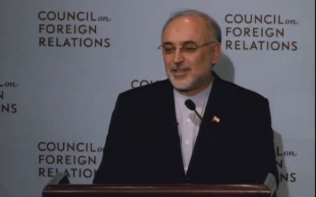Le ministre des Affaires étrangères iranien, Mohammad Javad Zarif (Capture d’écran YouTube/CFR)