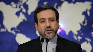 Abbas Araghchi, vice-ministre des Affaires étrangères et chef des négociateurs nucléaires iraniens, lors d'une conférence de presse à Téhéran, le 14 mai 2013  (Crédit : AFP/Archives Atta Kenare)