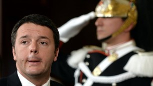 Matteo Renzi, Premier ministre d'Italie, le 17 février 2014 au Palais Quirinal, à Rome (Crédit : AFP Filippo Monteforte)