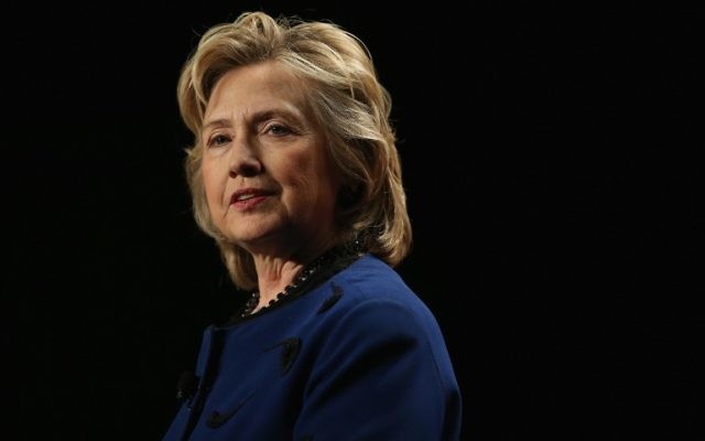 L'ancienne secrétaire d'État américaine, Hillary Clinton, le 26 février 2014 (Crédit : Joe Raedle/Getty Images/AFP)