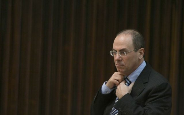 Le ministre de l'Énergie et de l'Eau, Silvan Shalom (Crédit : Kobi Gideon/Flash90)