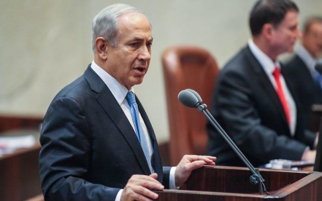 Le Premier ministre israélien Benjamin Netanyahu lors d'une session plénière de la Knesset, le 12 mars 2014 (Crédit : Flash90)