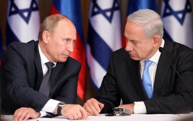 Vladimir Poutine et Benjamin Netanyahu à Jérusalem, le 25 juin 2012 (Crédit : Marc Israel Sellem/POOL/Flash90)