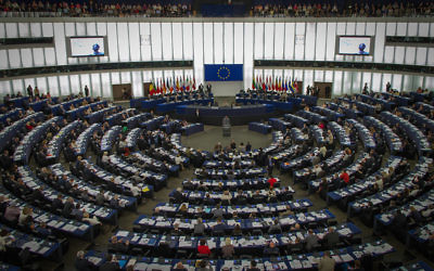 Intérieur du Parlement européen. (Crédit : Claude Truong-Ngoc / Wikimedia Commons)