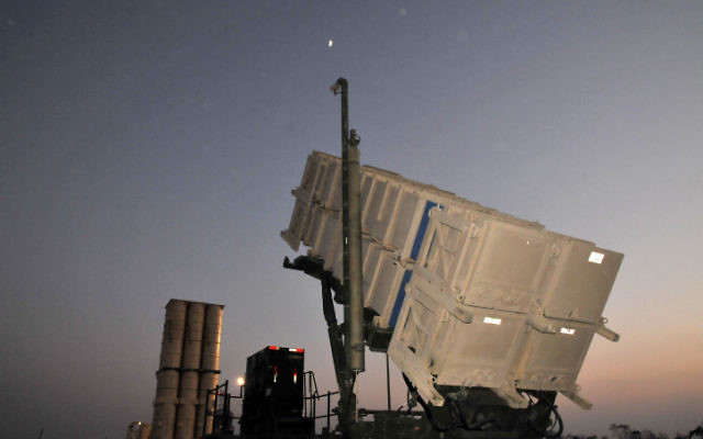 Un système antimissile Patriot en Israël (Crédit : Shay Levy/Flash 90)