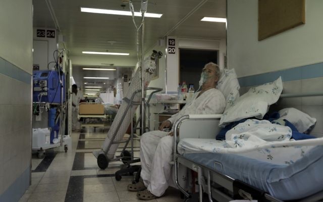 Un patient dans un hôpital (Crédit : Flash 90)