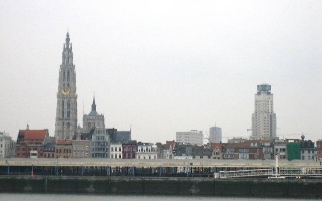 Vue sur Anvers (Crédit  : CC BY-SA 3.0, by Bbd, Wikimedia Commons)