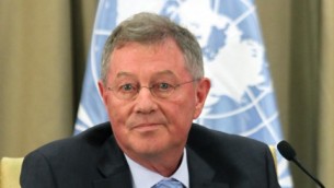 Robert Serry, coordinateur spécial des Nations unies pour le processus de paix au Moyen-Orient.(Crédit : Yoav Ari Dudkevitch/Flash90)