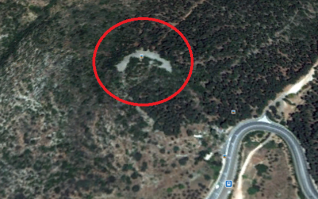 Vue sur le lieu de découverte du monument en Galiléé (Crédit : Google Earth)