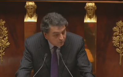 Le député LR Pierre Lellouche à l'Assemblée nationale française. (Crédit : capture d’écran LCP)