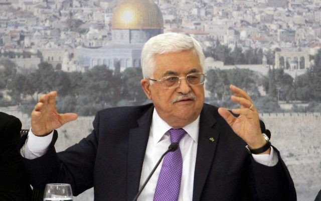 Le président de l'Autorité palestinienne Mahmoud Abbas (Crédit : Issam Rimawi/Flash90)