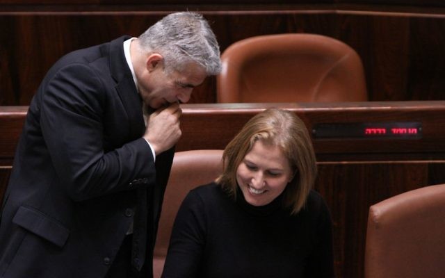 Tzipi Livni et Yair Lapid - 3 décembre 2014 (Crédit : autorisation)