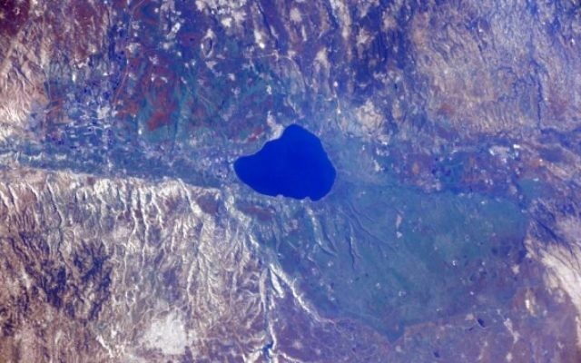 Israël vu de l'espace, comme on le voit dans une série de photos prises par l'astronaute Barry Wilmore à la Station spatiale internationale le 25 décembre 2014 (crédit photo: NASA)