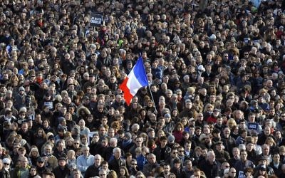 Rassemblement pour la Marche républicaine le 11 janvier 2015 sur la place de la République. (Crédit : JEAN-FRANCOIS MONIER/AFP)