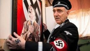 Photomontage d'Yitzhak Aharonovitch en nazi (Crédit : capture d'écran Facebook)