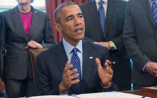 Le président américain Barack Obama dans le bureau ovale de la Maison Blanche, le jeudi 30 avril 2015 à Washington  (Photo AFP / MICHAEL THOMAS B.)