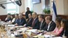 Lors de la réunion du cabinet du 28 juin 2015. (Crédit :  Alex Kolomoisky/POOL)