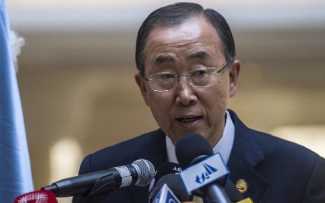 Le secrétaire général de l'ONU Ban Ki-moon lors d'une conférence de presse à la conférence des donateurs de Gaza au Caire, en Egypte, le 12 cctobre 2014 (Crédit photo: AFP / Khaled Desouki)