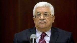 Le Président de l'Autorité palestinienne Mahmoud Abbas préside une réunion du comité exécutif de l'Organisation de libération de la Palestine dans la ville de Ramallah en Cisjordanie, le 22 août 2015 (Crédit photo: Majdi Mohammed / Pool / AFP )