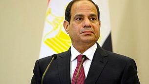 Le président égyptien Abdel Fattah al-Sissi est au pouvoir depuis 2013, après avoir destitué Mohammed Morsi, lié aux Frères musulmans. (Crédit : CC BY SA 3.0)